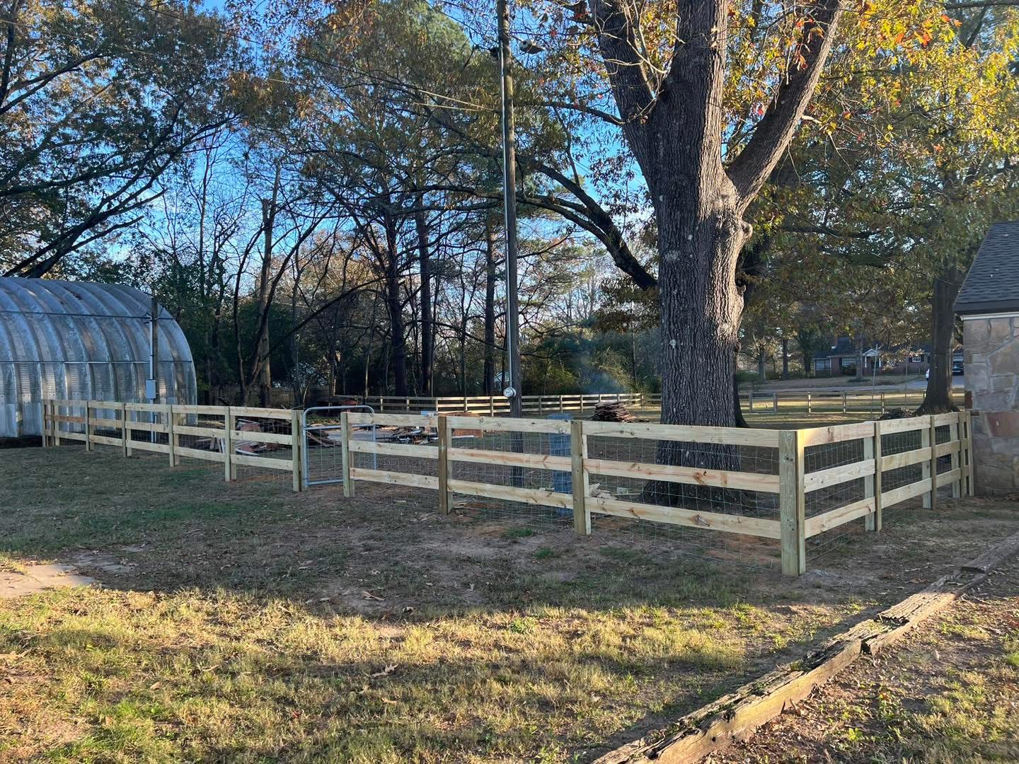 Chain link gate at a driveway